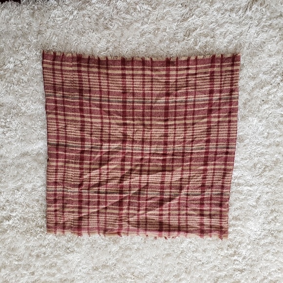 Look by M wool blend plaid infinity scarf - Picture 4 of 4